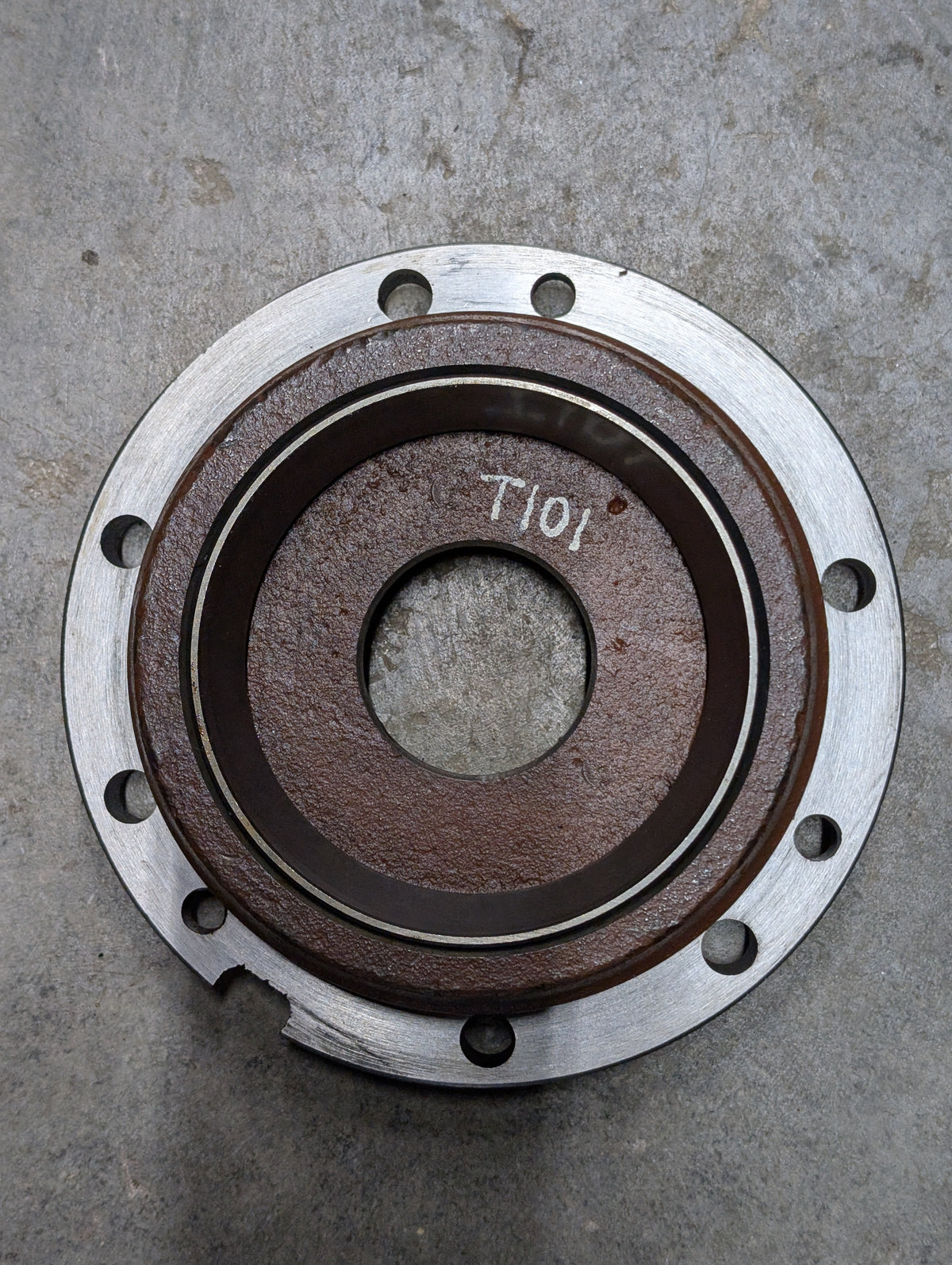 Right Differential Bearing Retainer IH International 67396C1 USED