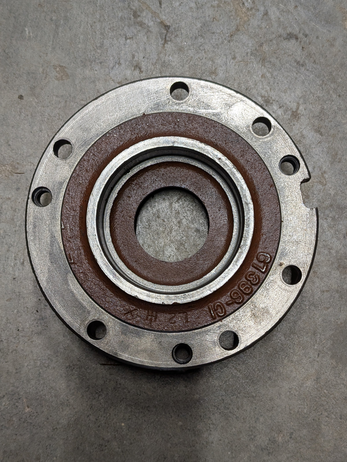 Right Differential Bearing Retainer IH International 67396C1 USED