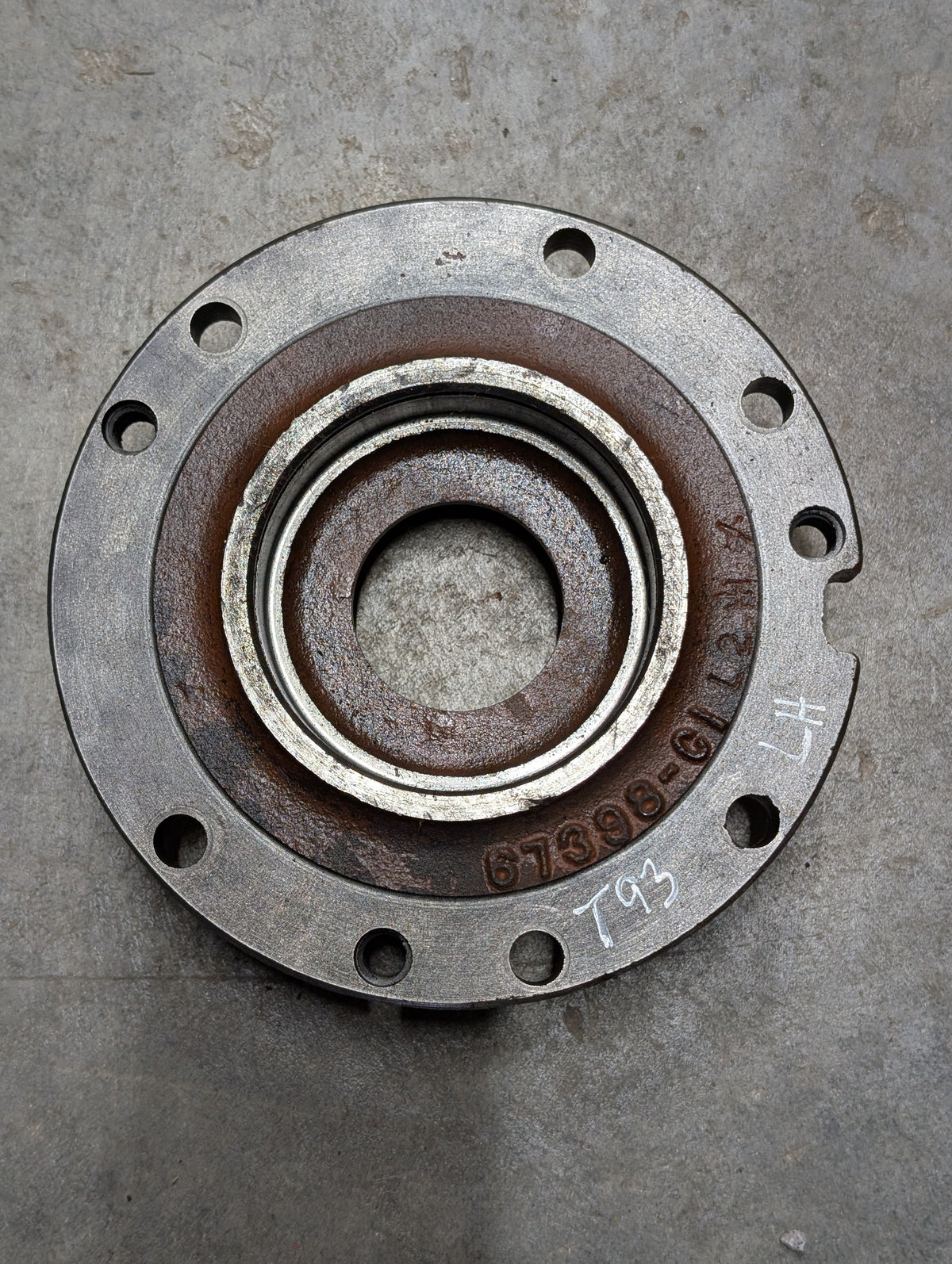 Left Differential Bearing Retainer IH International 67398C1 USED