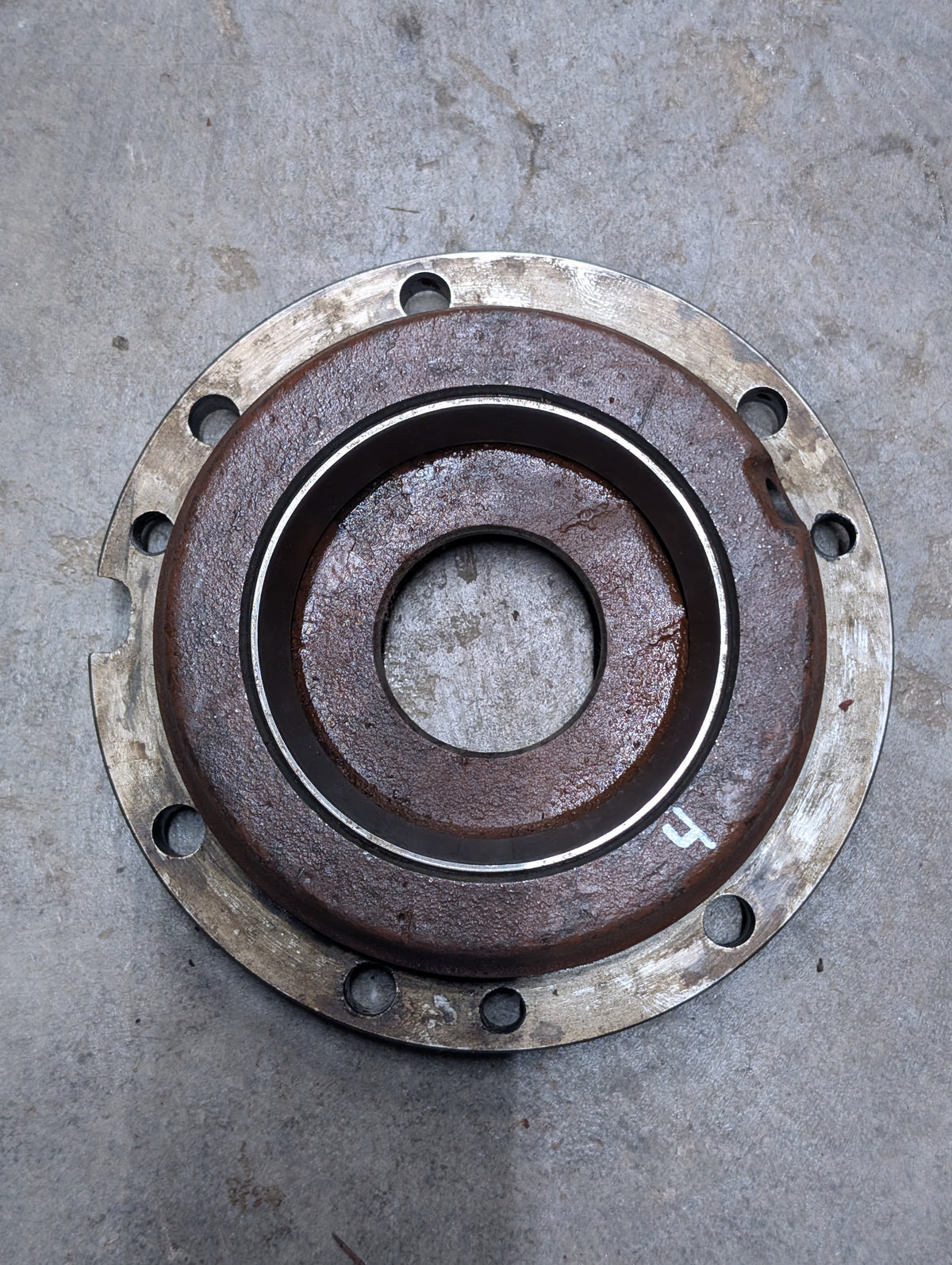 Left Differential Bearing Retainer IH International 67398C1 USED