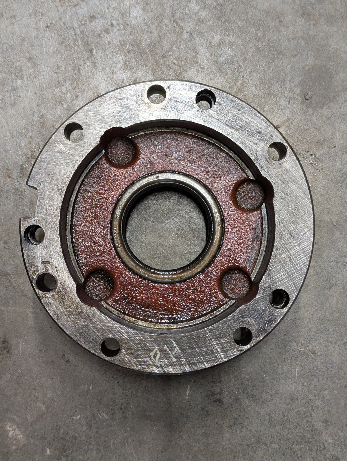 Right Differential Bearing Retainer IH International 380199R2 USED
