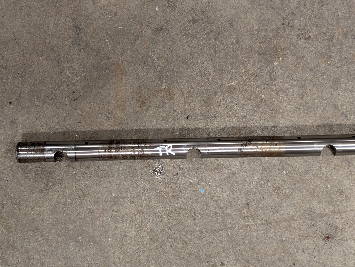 Rocker Arm Shaft IH International 675660C92 USED