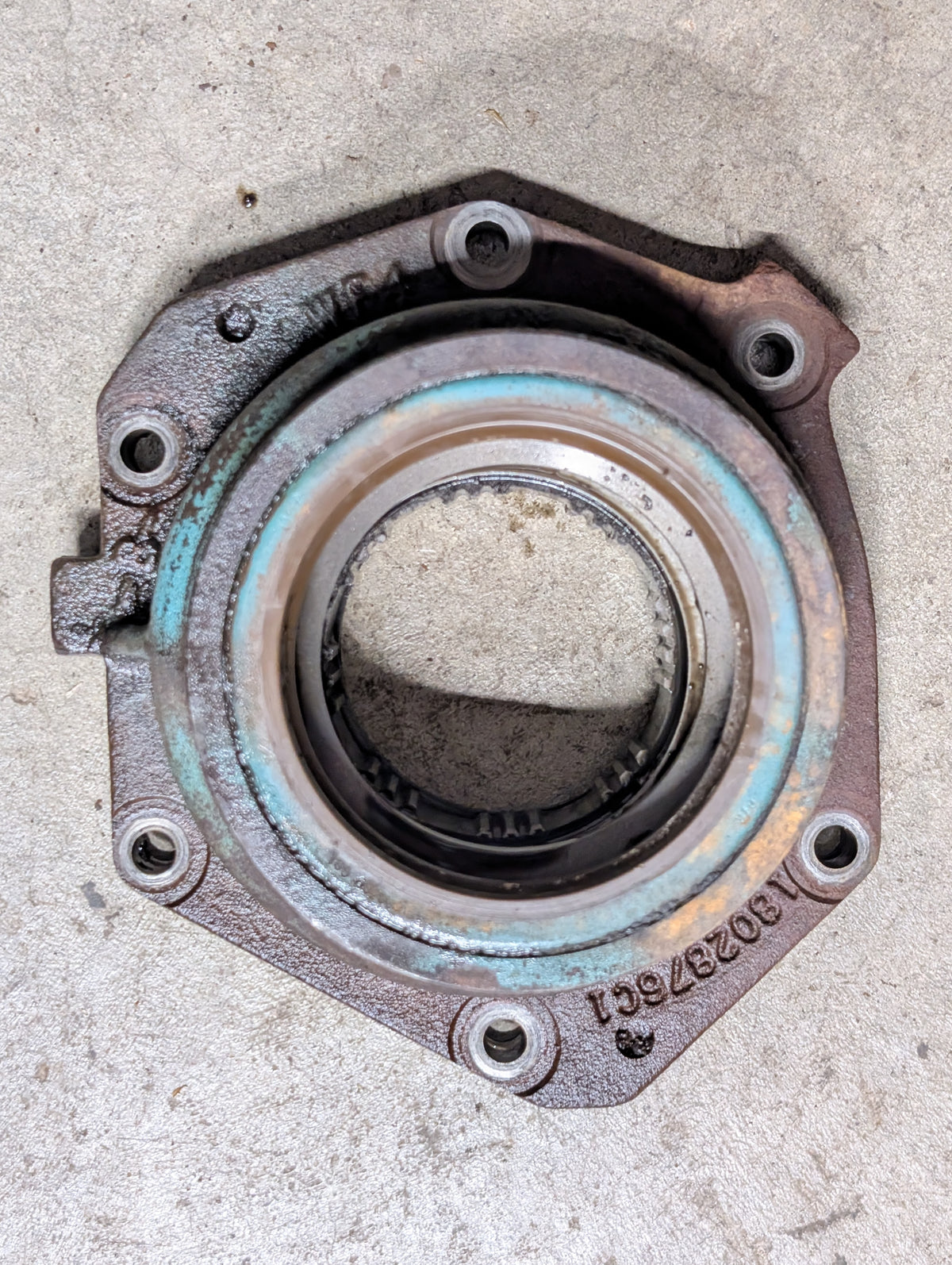 Engine Oil Pump IH International 675660C92 USED
