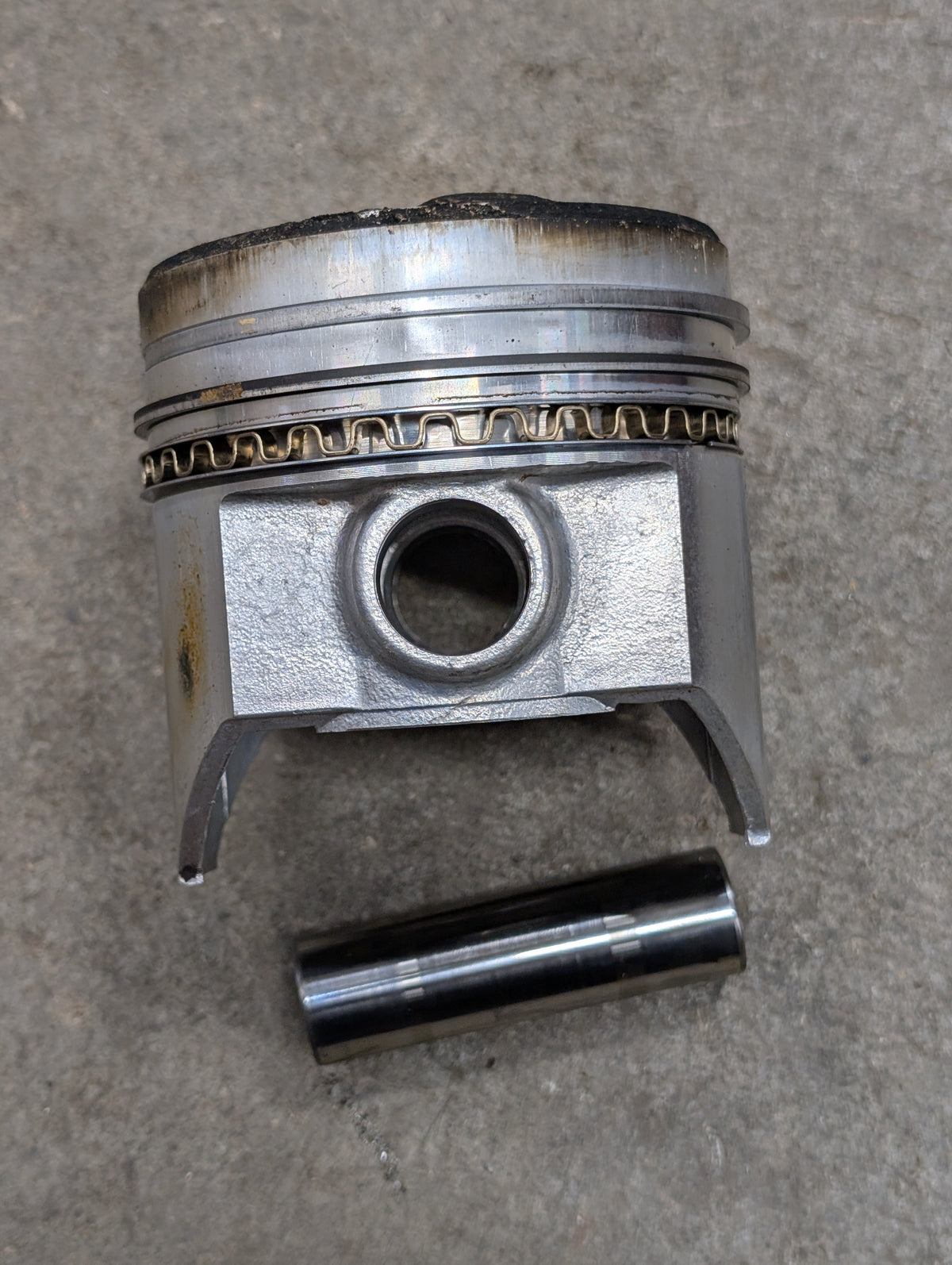 Piston IH International 382064R91 USED