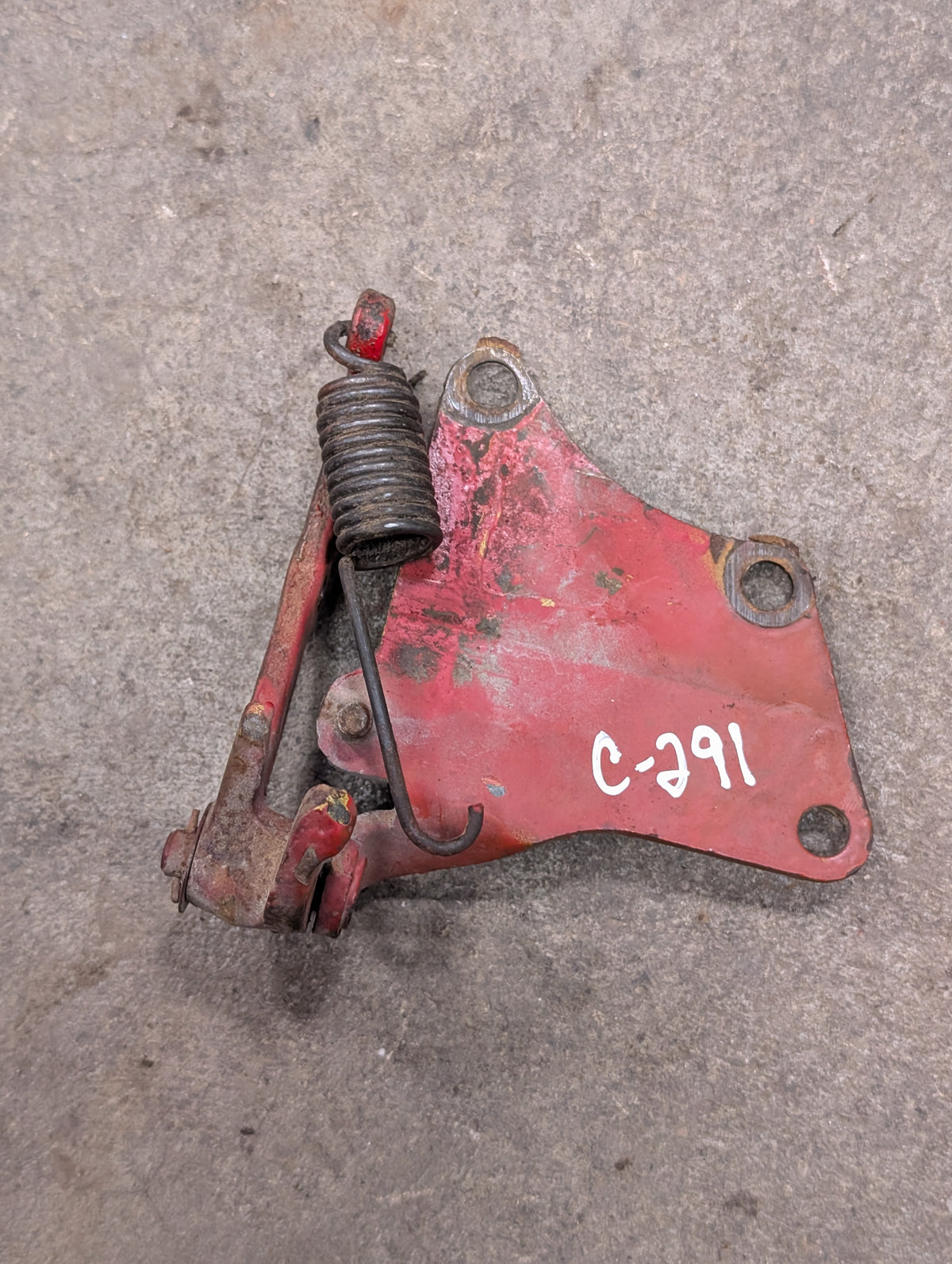 Governor Bracket & Lever IH International 378131R21 378133R1 USED