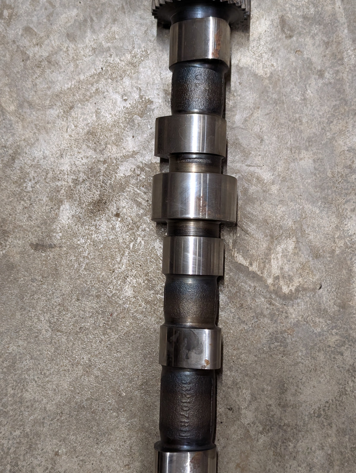 Camshaft IH International 670349C1 332107R1 REFURBISHED