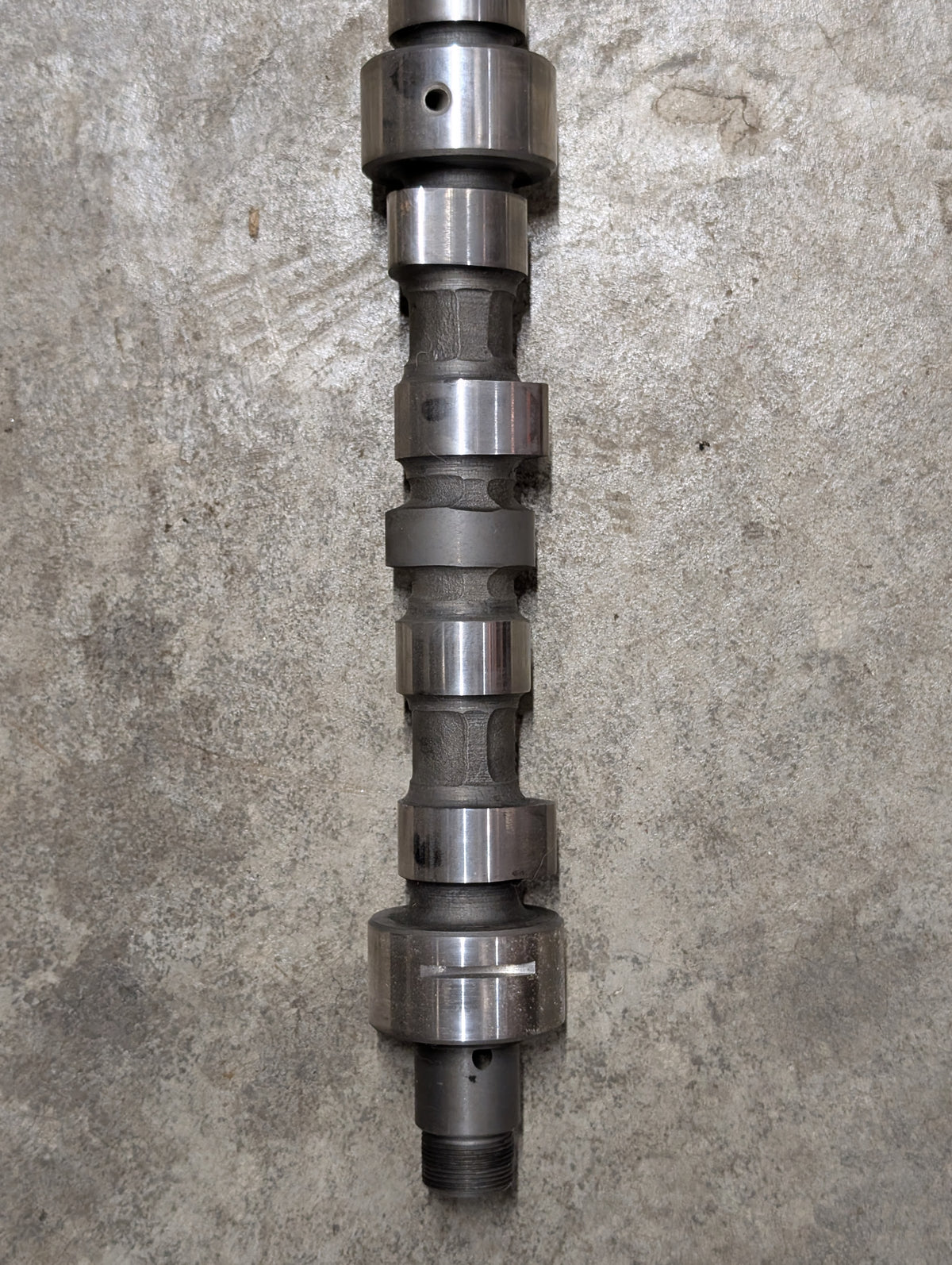 Camshaft IH International 367229R1 REFURBISHED