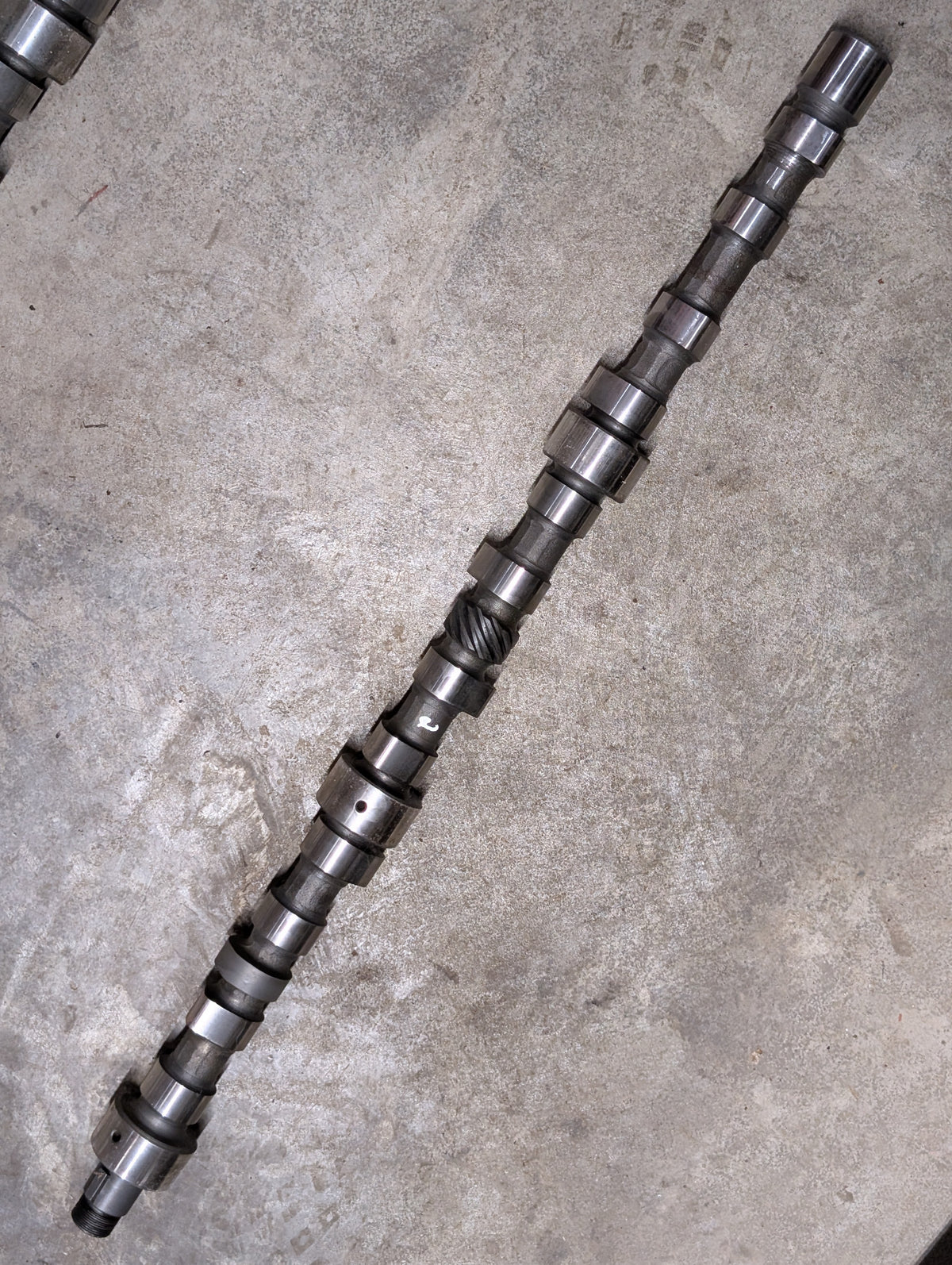 Camshaft IH International 367229R1 REFURBISHED