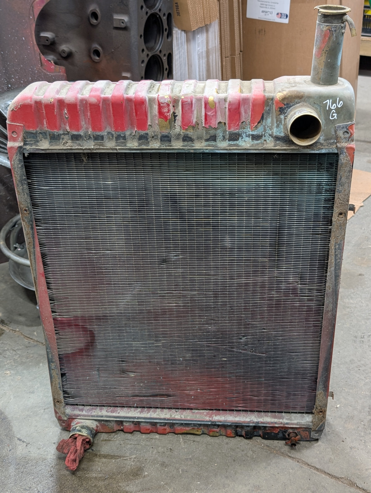 Radiator IH International 533581R2 USED