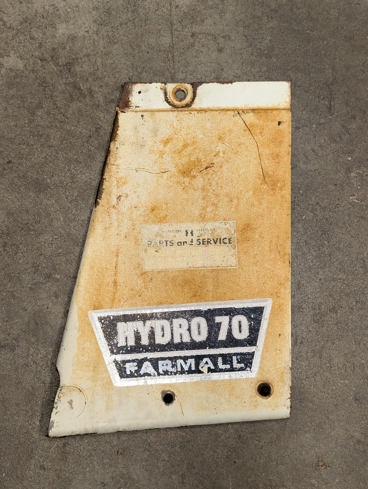 Right Radiator Side Panel IH International 65617C1 USED