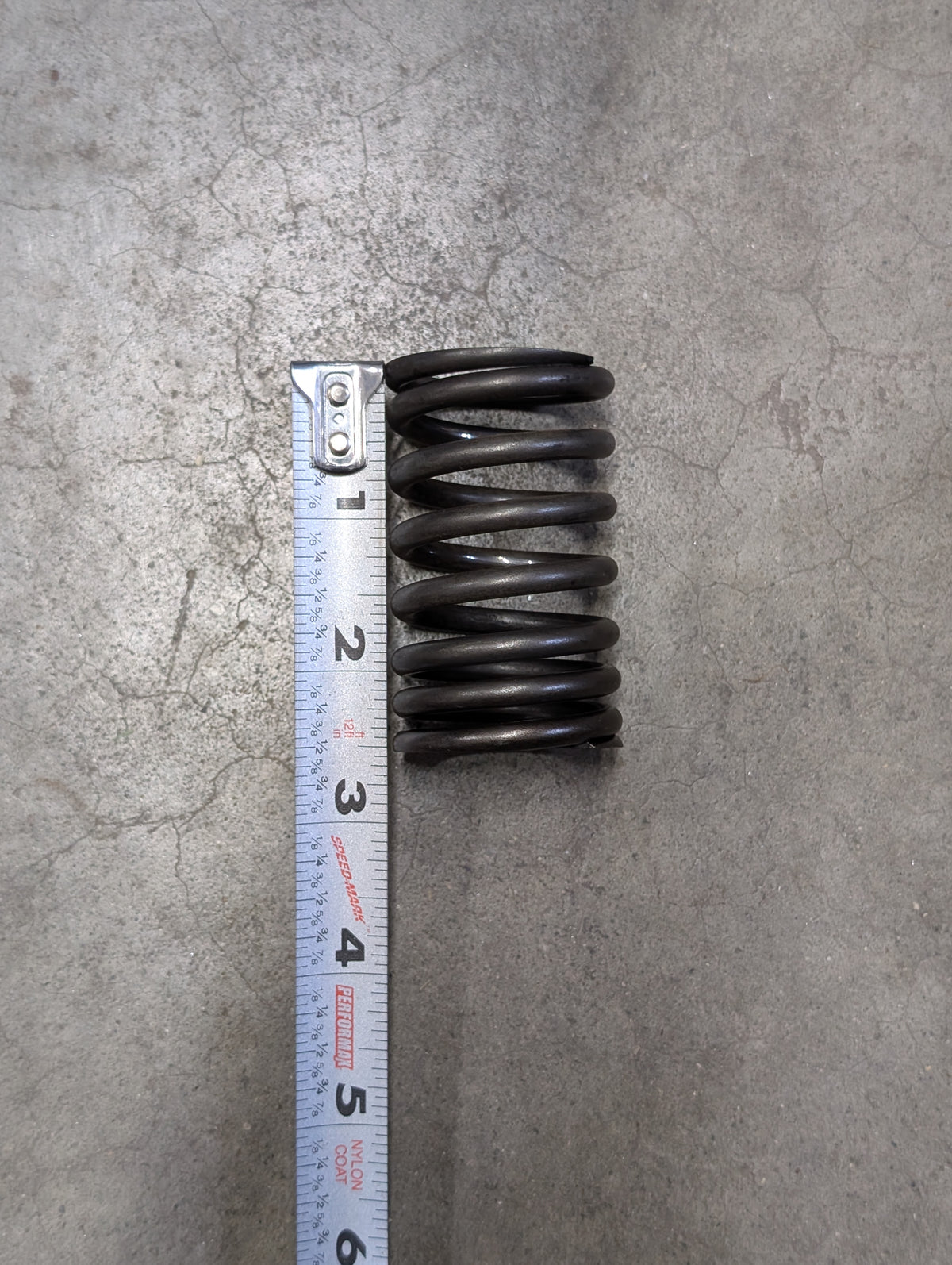 Outer Intake Valve Spring IH International 62265VA USED