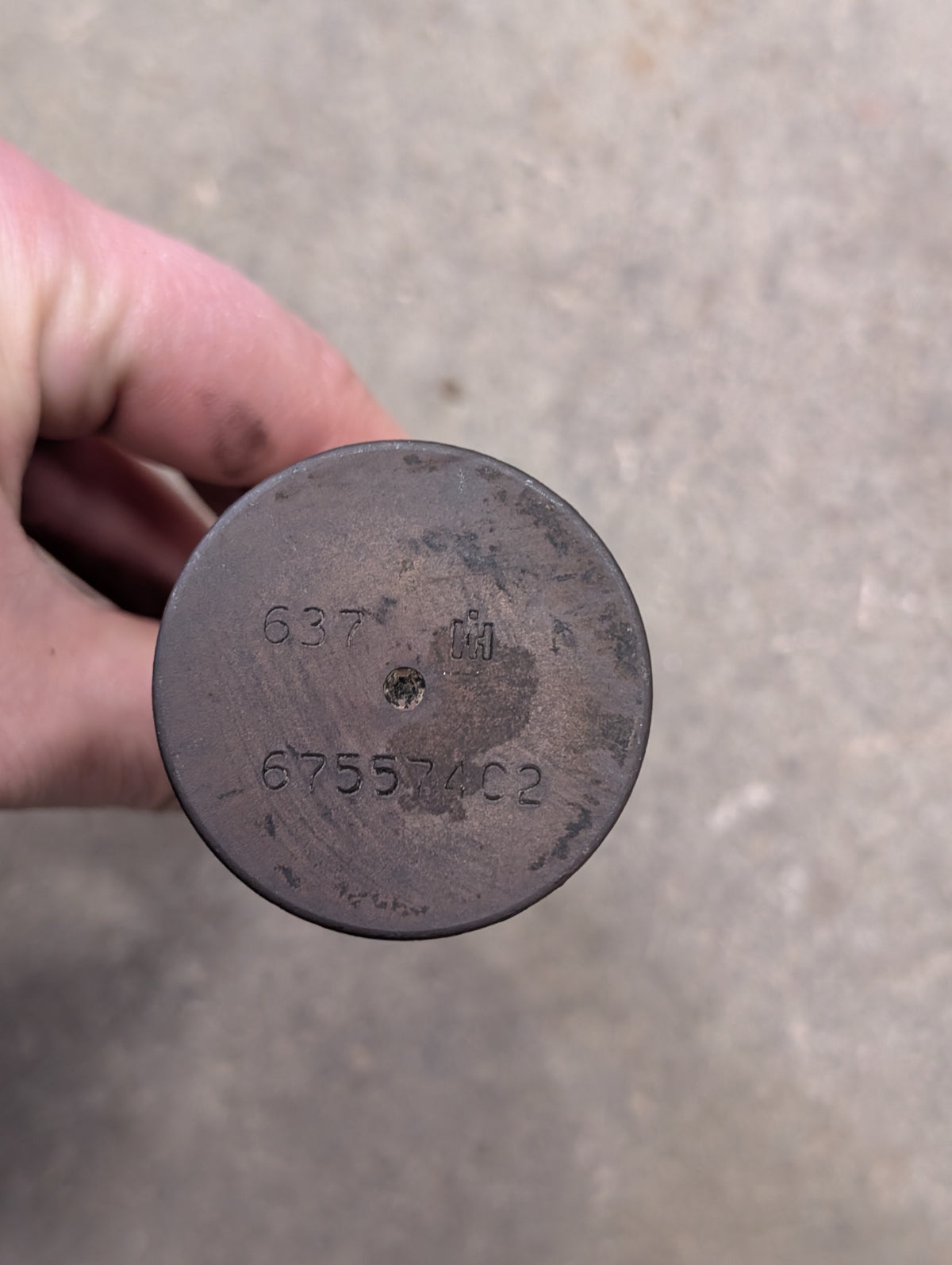 Intake Valve IH International 675574C2 USED