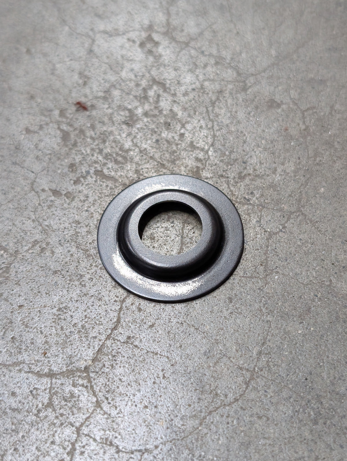 Valve Spring Driver Seat IH International 675443C1 USED