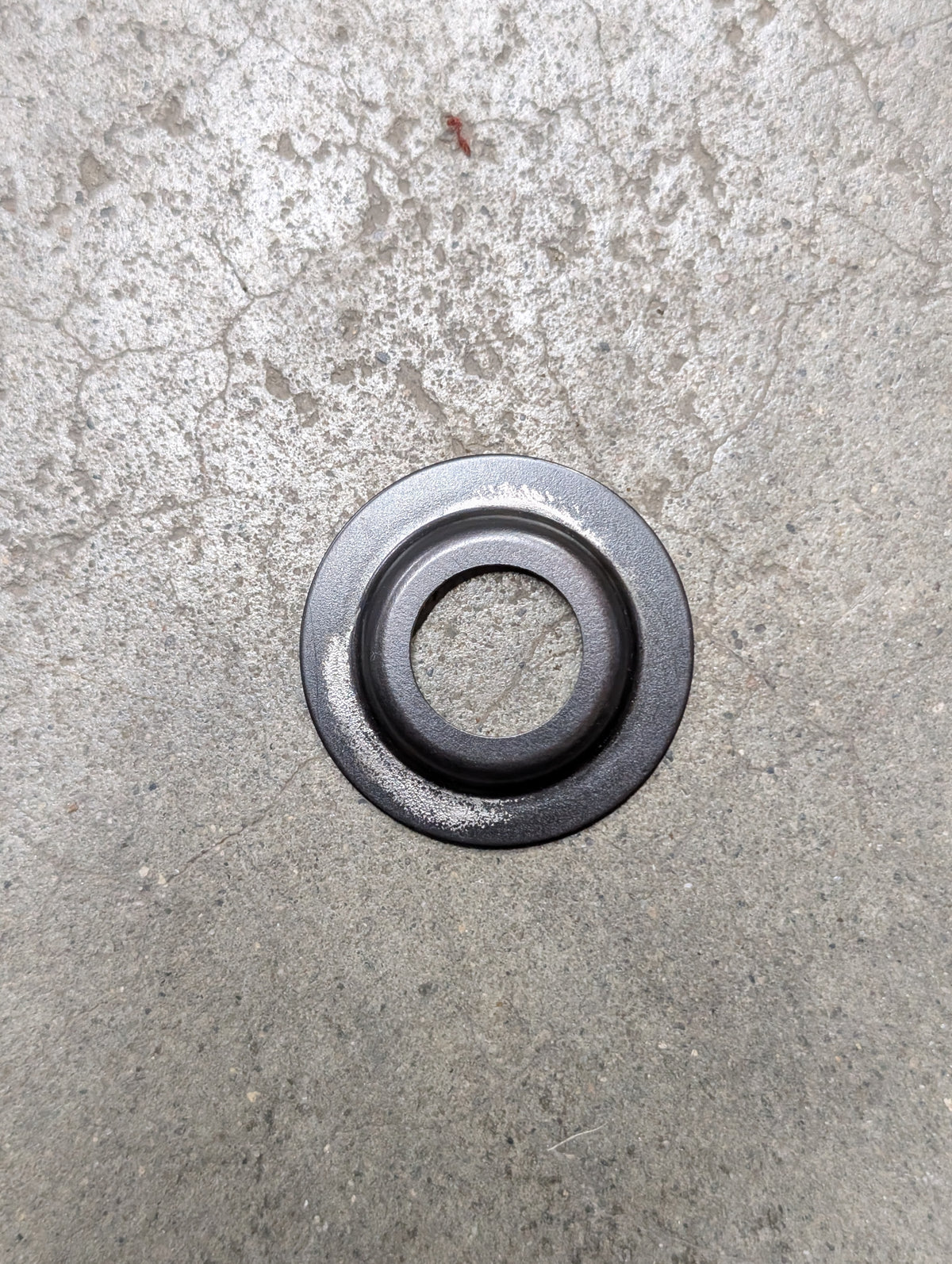 Valve Spring Driver Seat IH International 675443C1 USED
