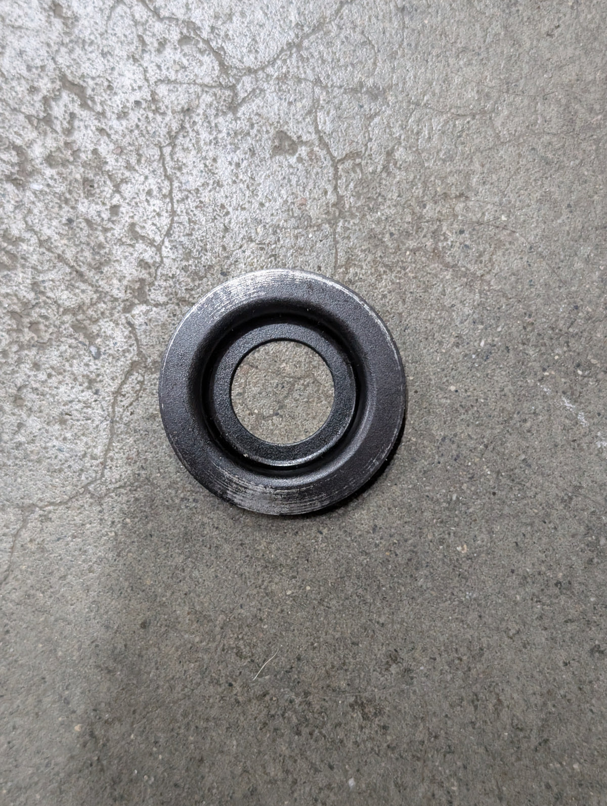 Valve Spring Driver Seat IH International 675443C1 USED