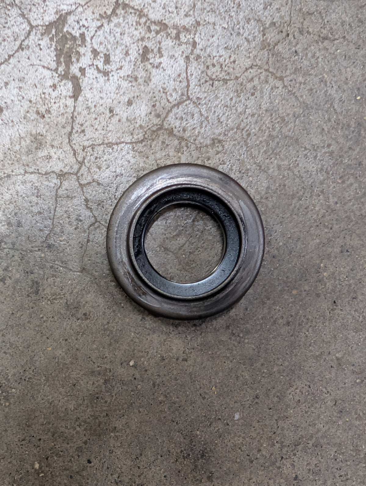 Valve Seat Rotator IH International 317935R91 USED