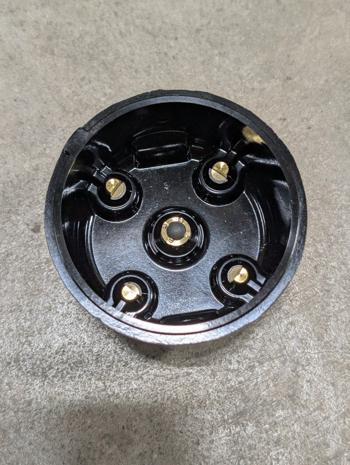 Distributor Cap Farmall 351693R92 NEW