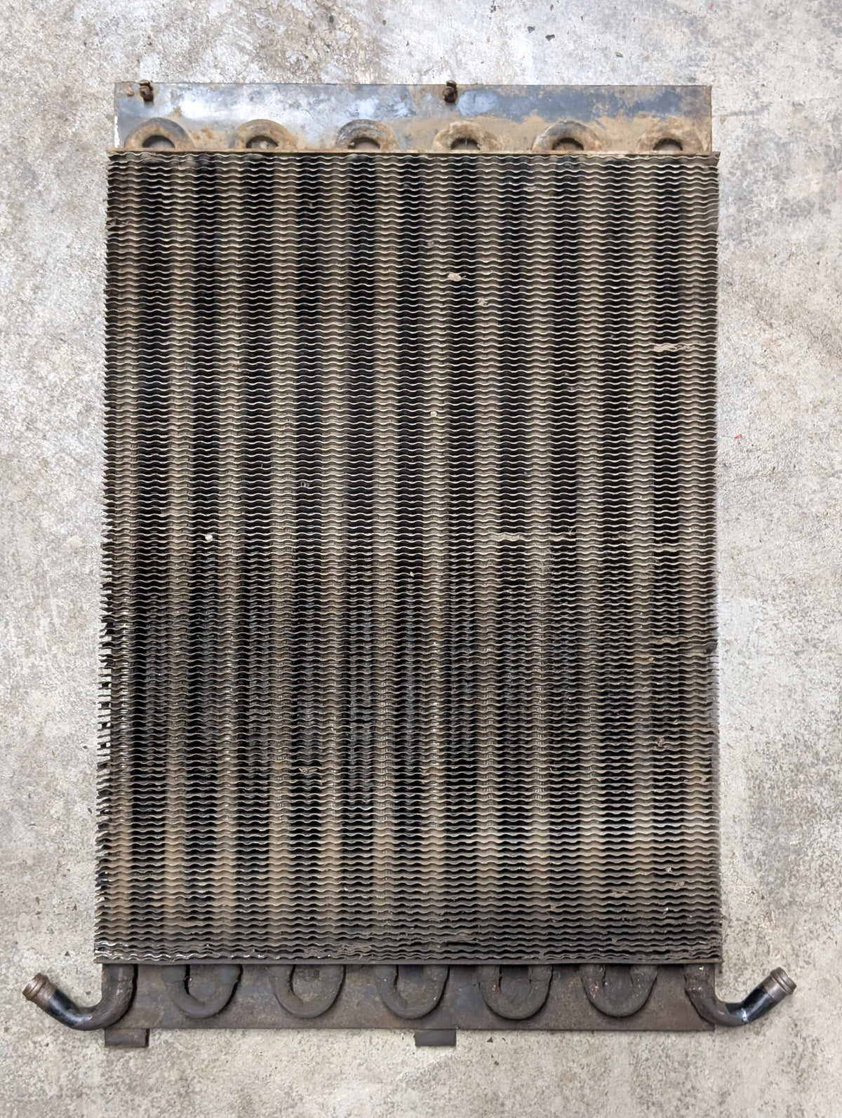 Hydraulic Oil Cooler IH International 388419R91 USED