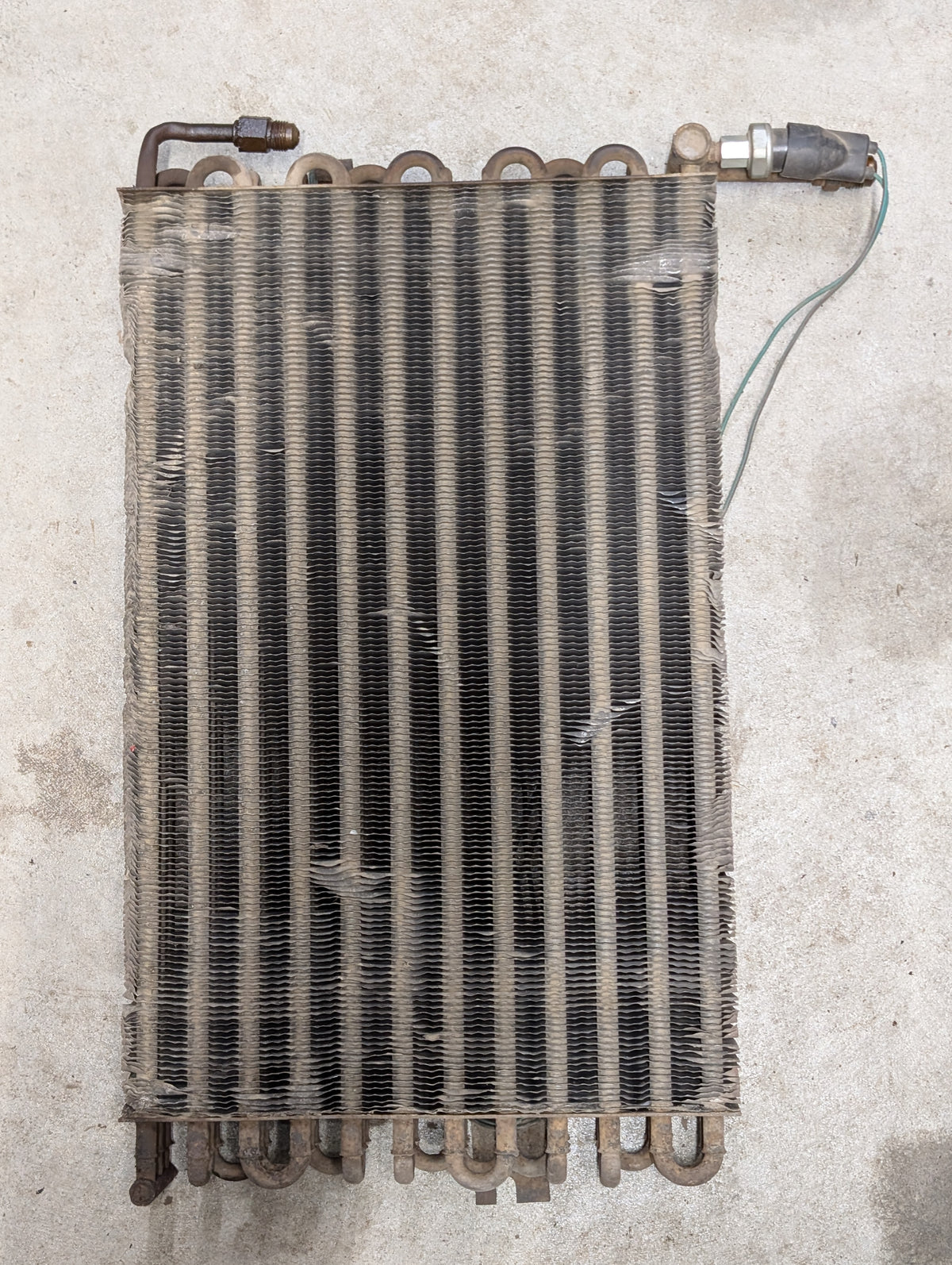 AC Condenser IH International 118316C2 USED