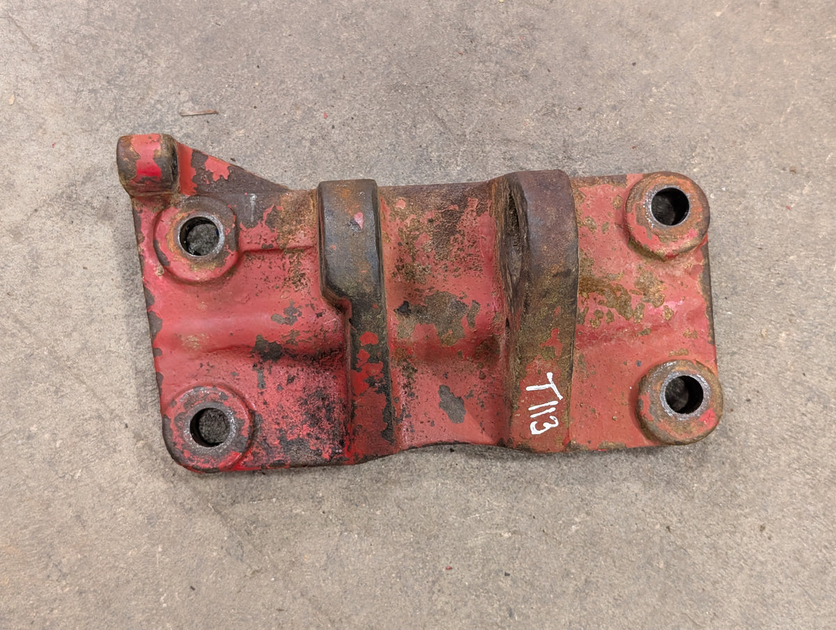 Top Link Bracket IH International 389372R21 USED
