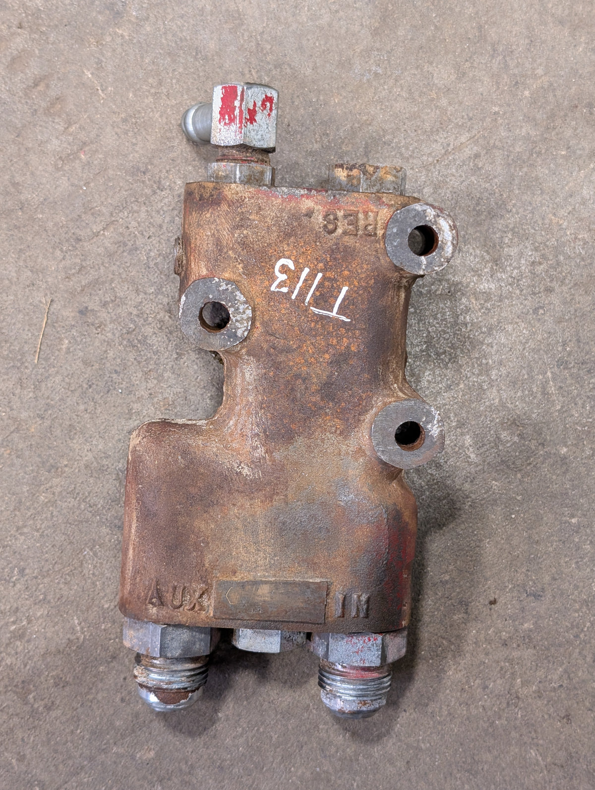 Power Steering Flow Divider Valve IH International 543959R91 USED