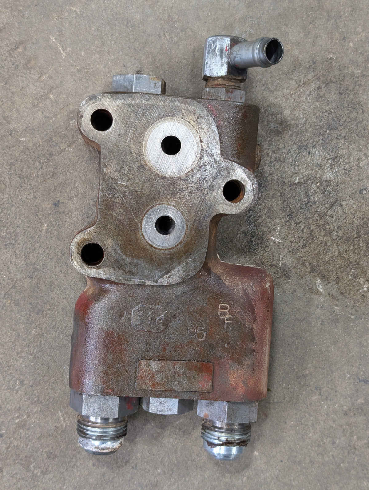 Power Steering Flow Divider Valve IH International 543959R91 USED