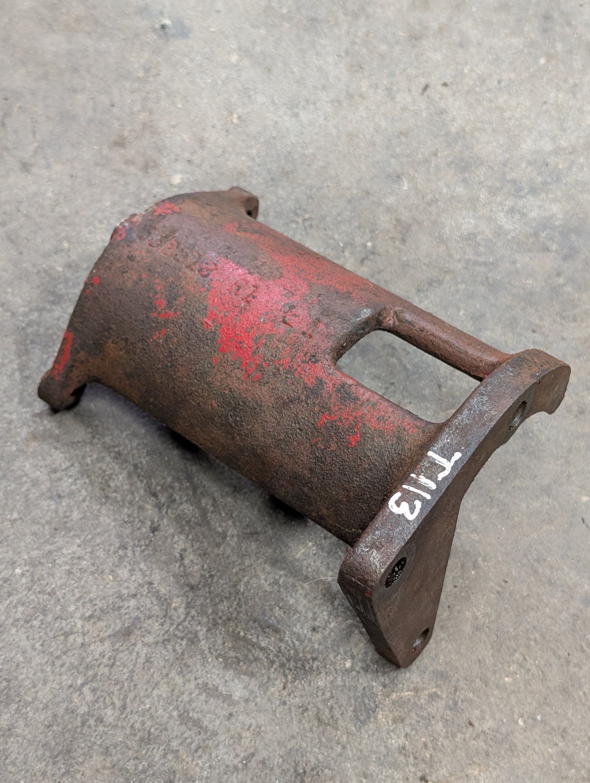 Quadrant Support Bracket IH International 532512R1 USED