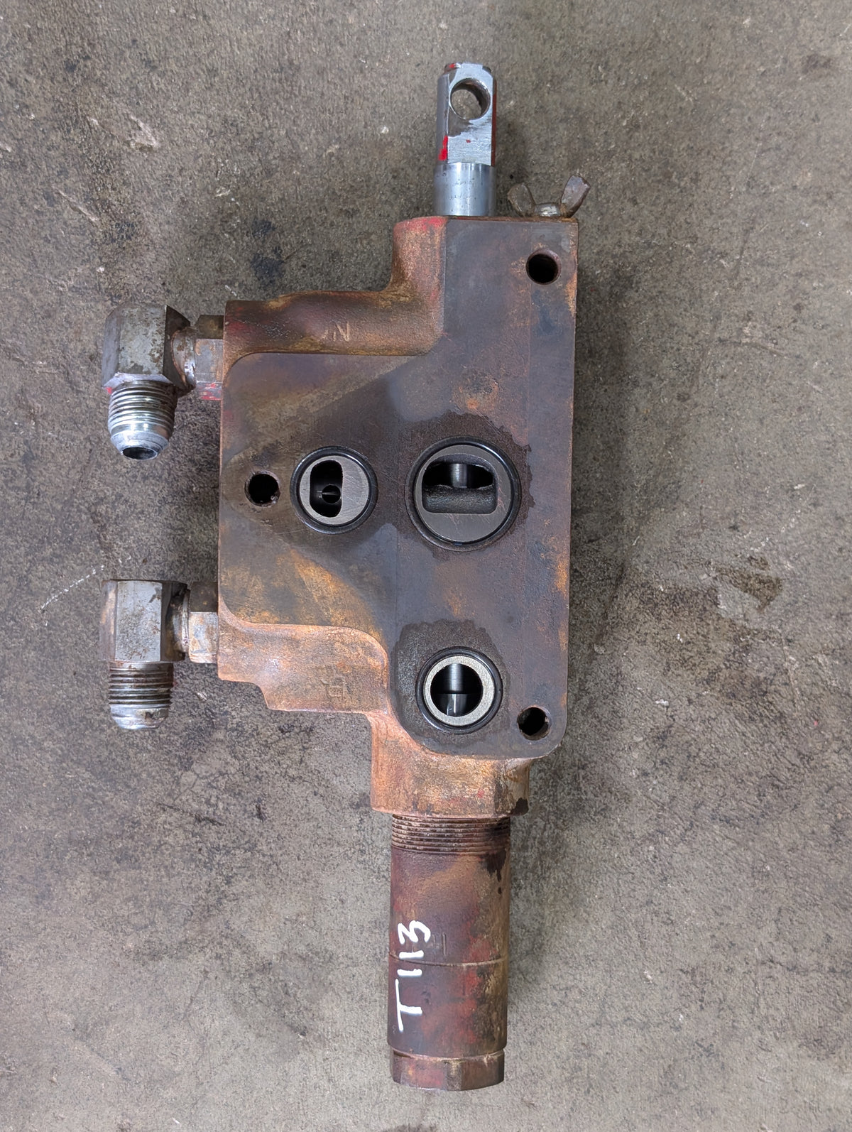 Hydraulic Auxiliary Valve International 383267R94 383274R1 USED