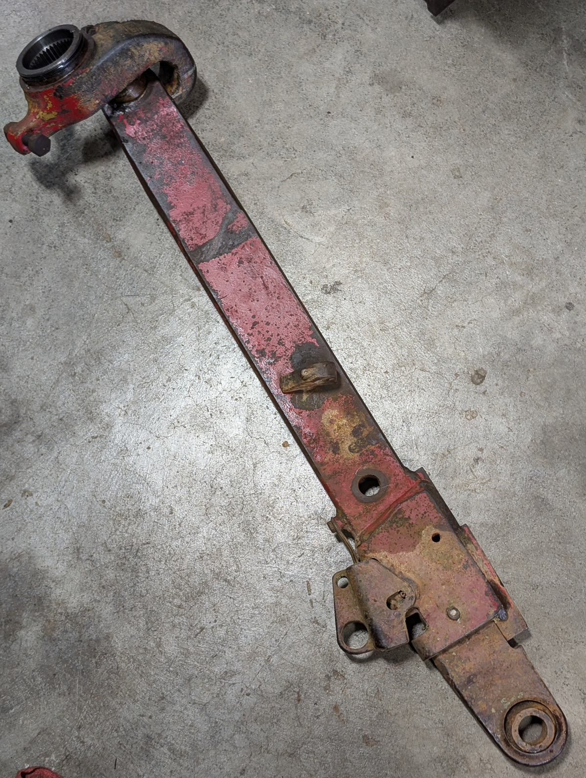 Left Lower Link Hitch Arm IH International 398243R91 380994R92 389647R1 USED