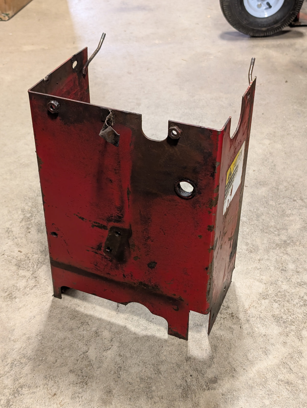 Lower Steering Support IH International 530265R1 USED