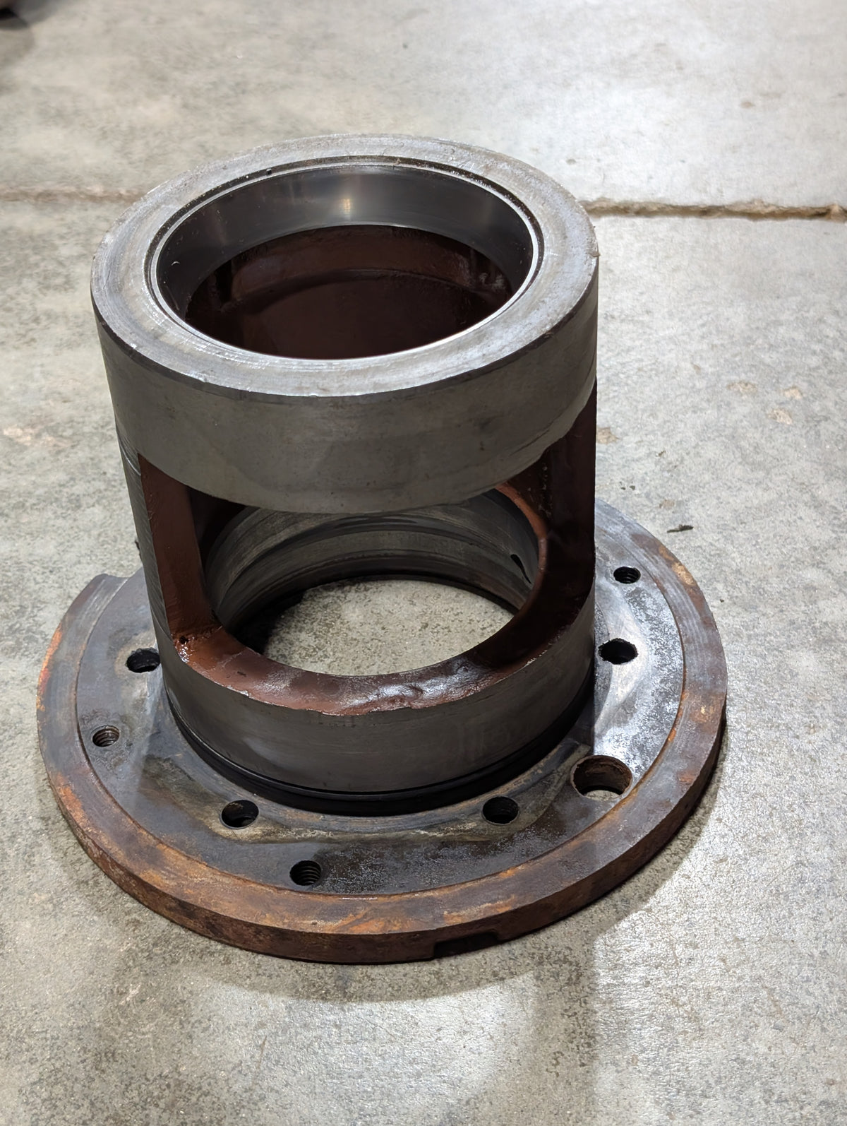 Right Bull Pinion Cage IH International 65725C1 USED