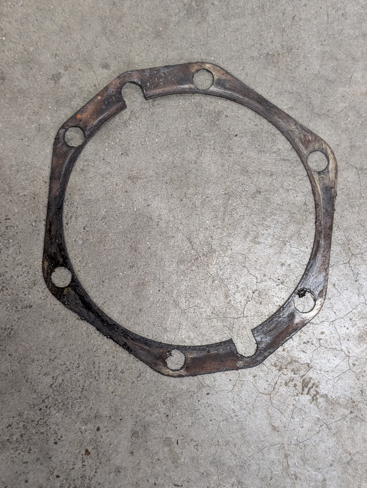 Bull Pinion Bearing Cage Shim IH International 392775R1 USED