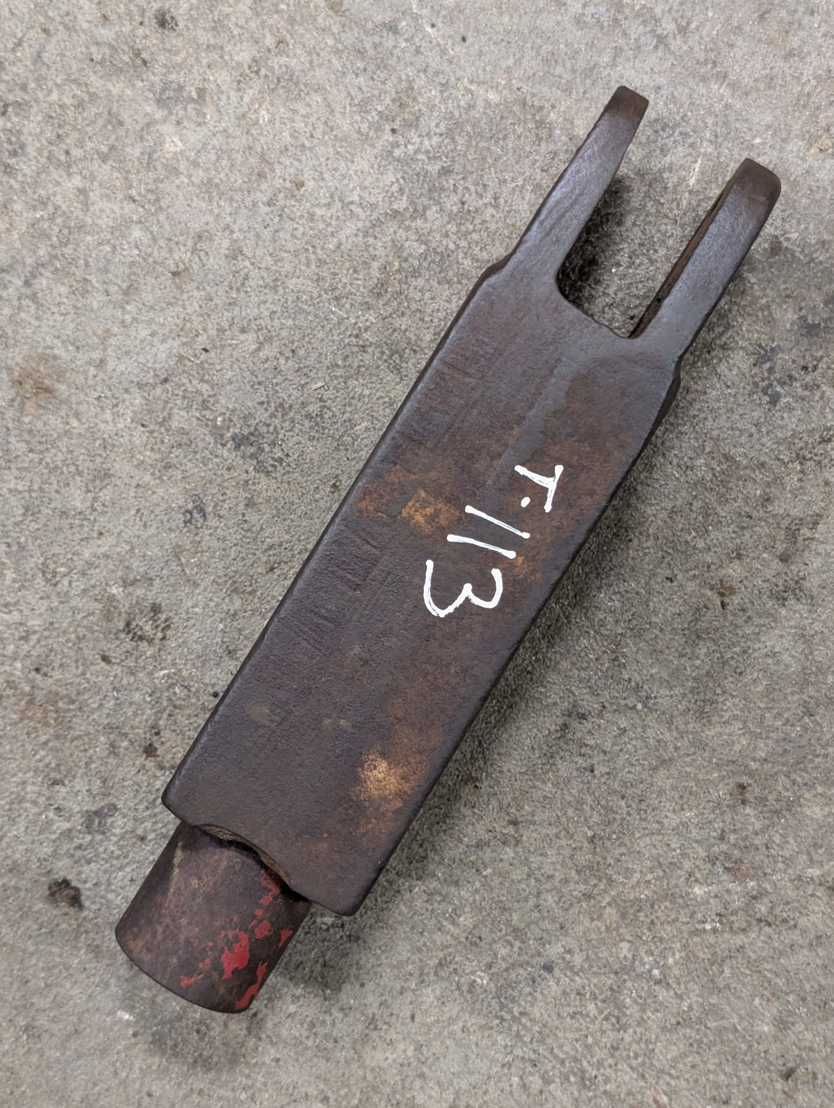 Lateral Limiter Clevis IH International 400836R1 USED