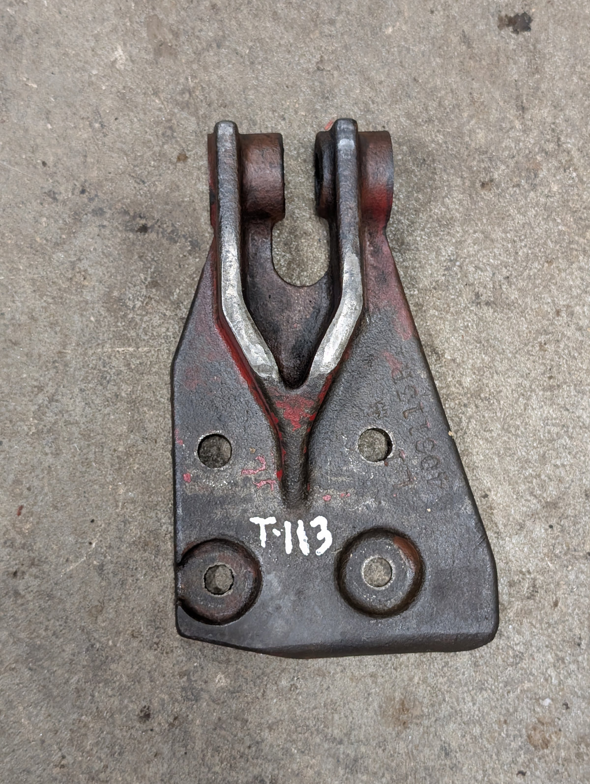 Transmission Pivot Shaft Bracket IH International 406113R1 USED