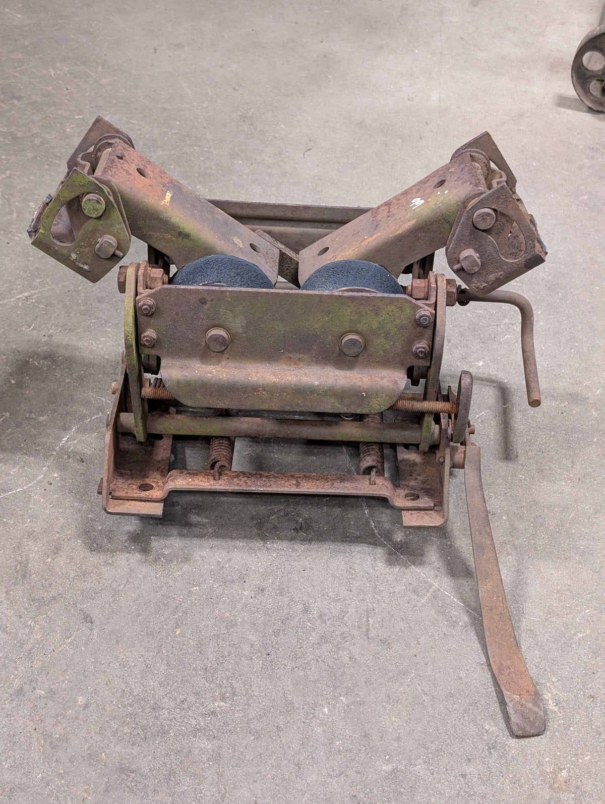 Mechanical Seat Suspension IH International 379319R93 USED