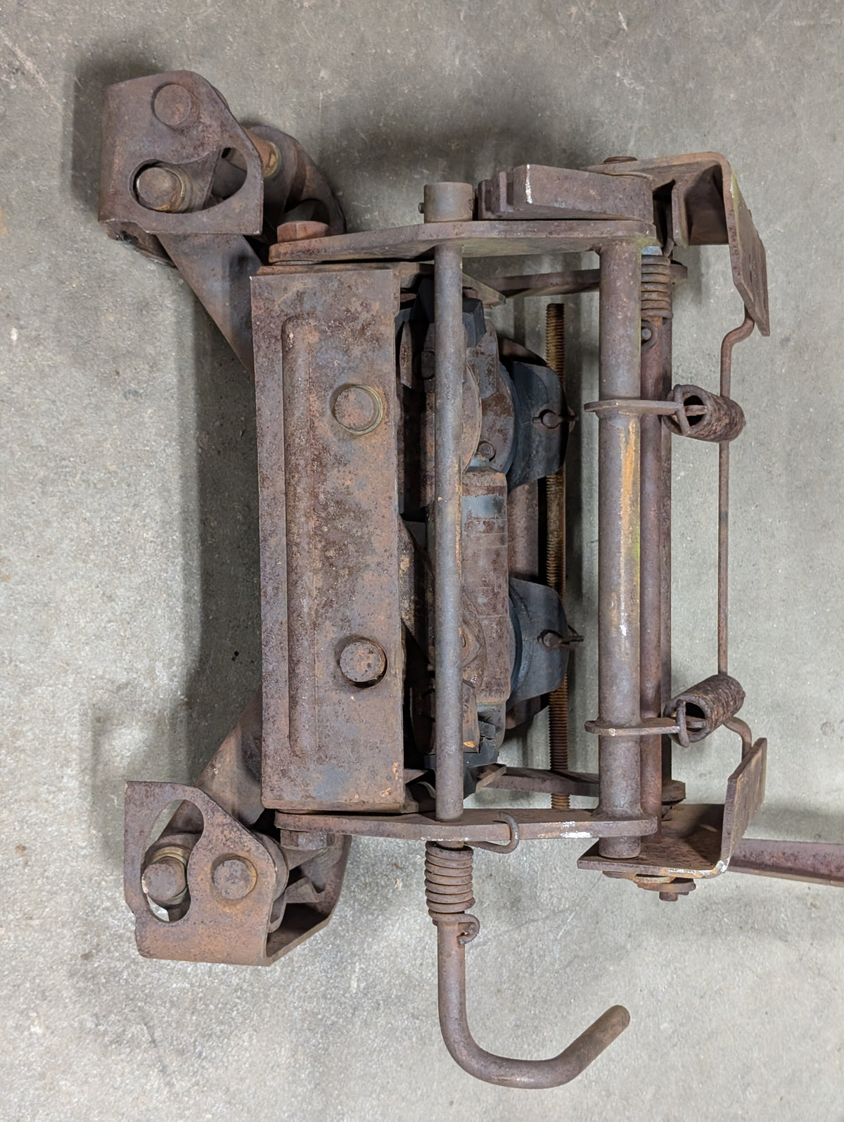 Mechanical Seat Suspension IH International 379319R93 USED