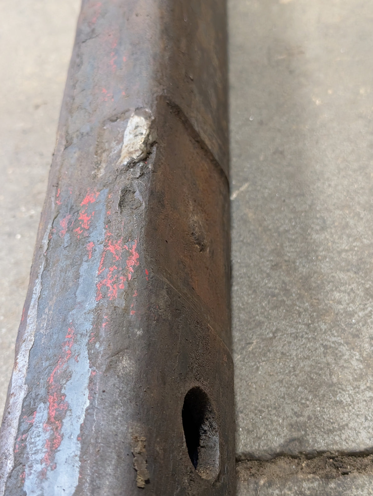 Front Drawbar Tube IH International 389100R11 USED