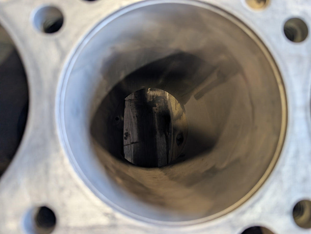 DT-407 Engine Block IH International 670000C2 USED