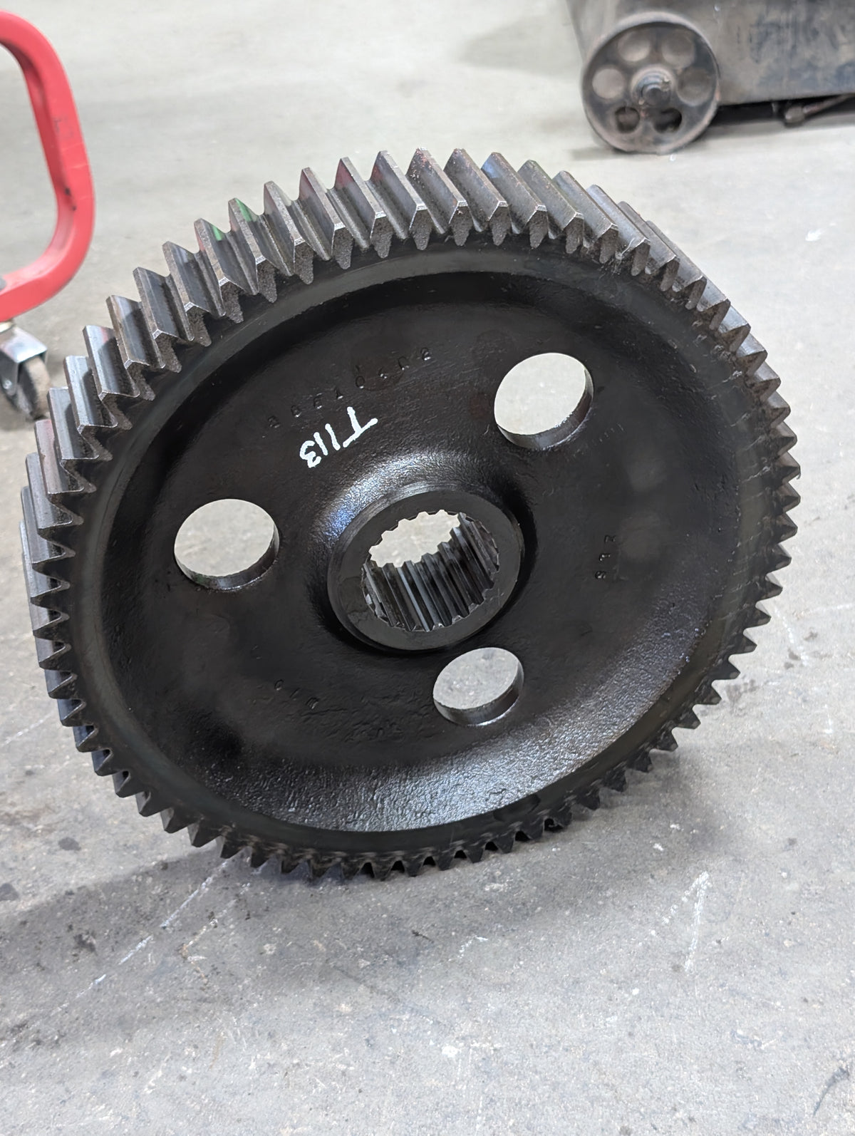 Bull Gear IH International 388104R1 USED