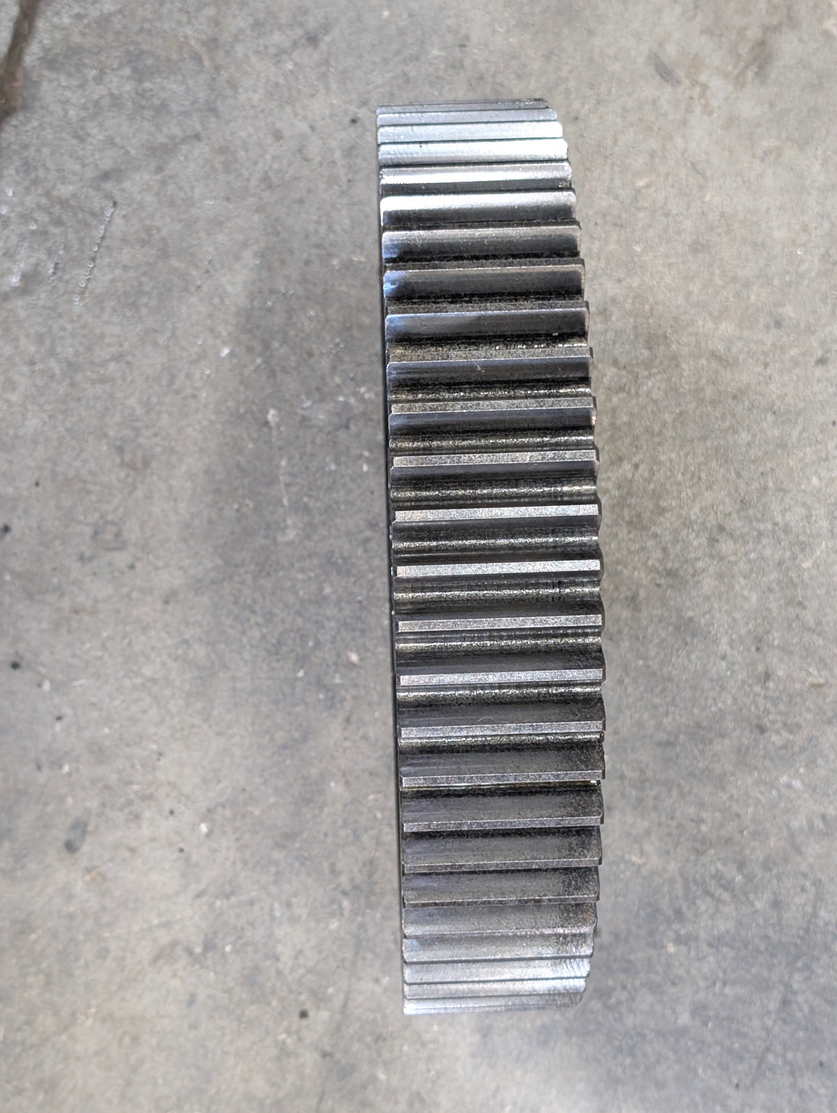 Bull Gear IH International 388104R1 USED