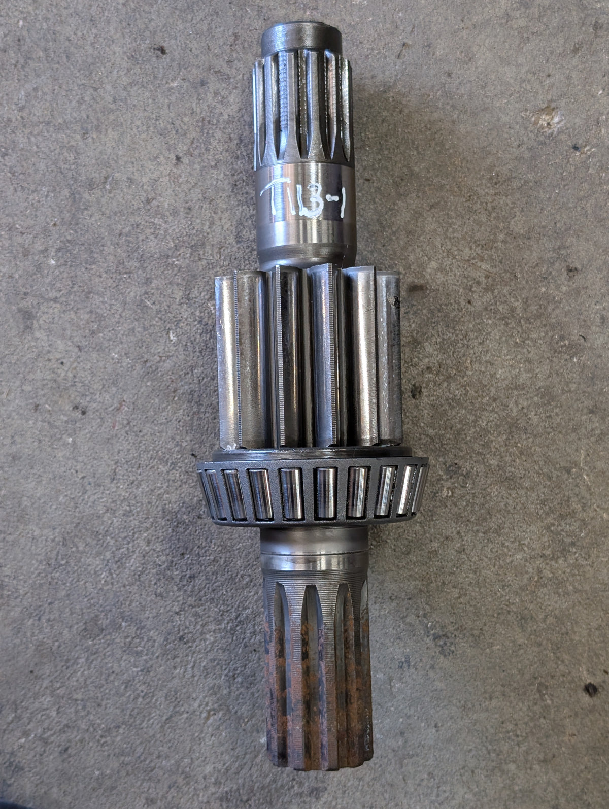 Bull Pinion Brake Shaft IH International 388285R1 USED