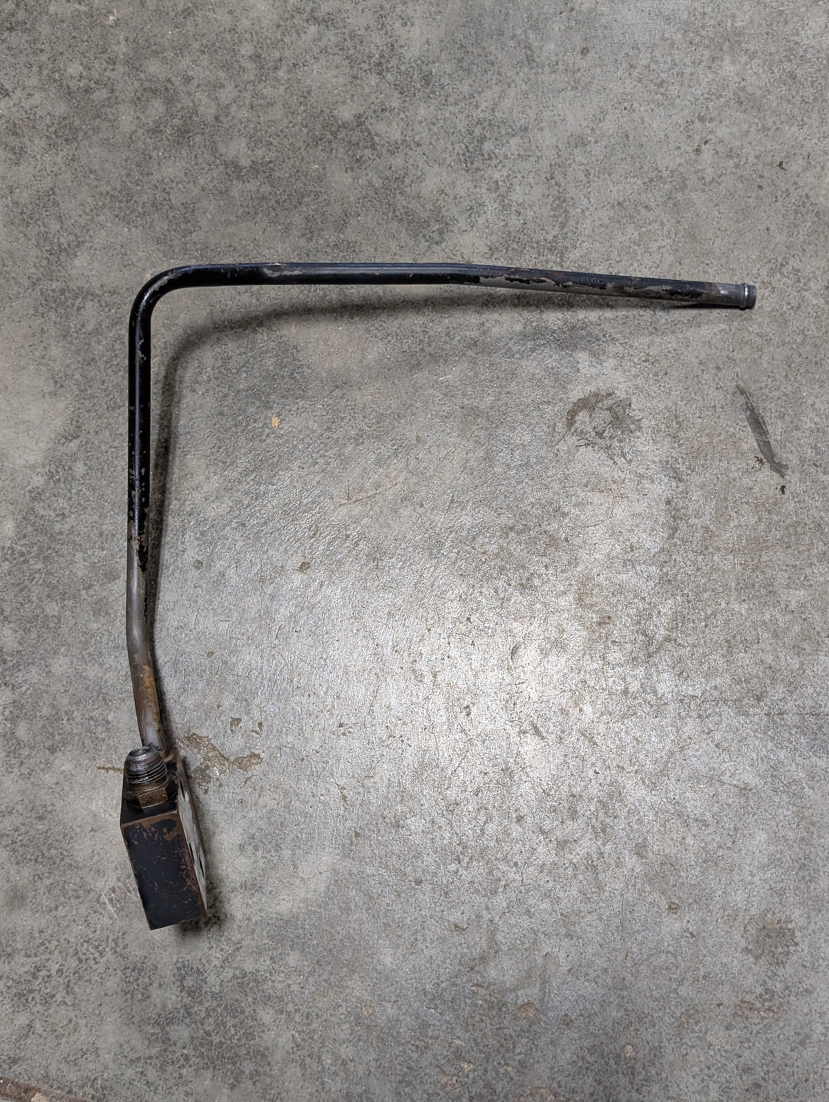 Oil Cooler Return Manifold IH International 539551R1 USED