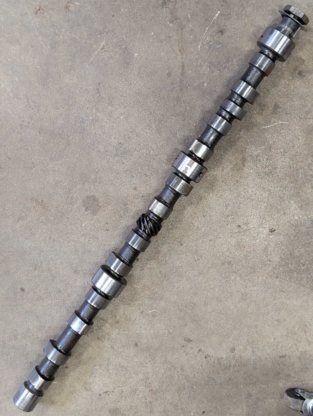 Camshaft IH International 367229R1 USED