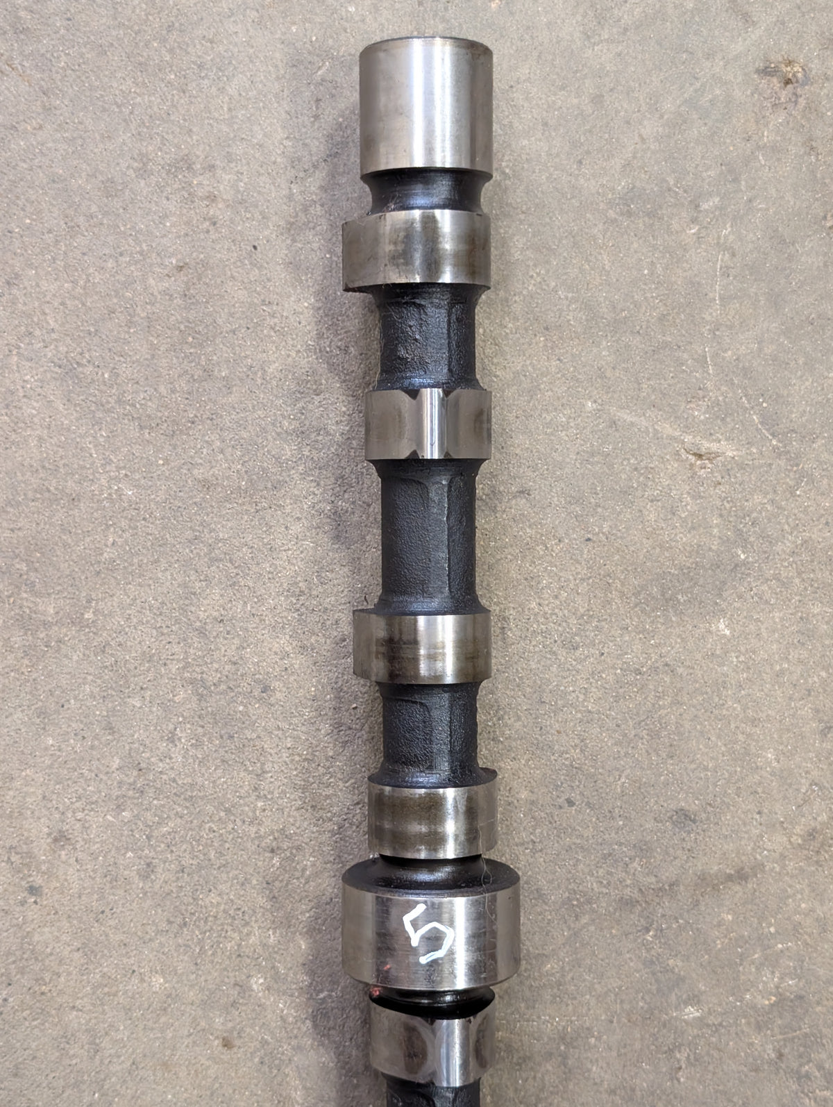 Camshaft IH International 367229R1 USED