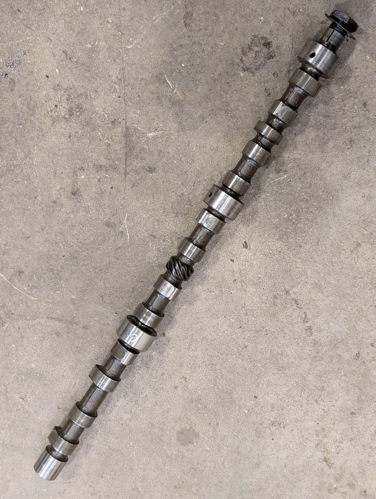 Camshaft IH International 367229R1 USED