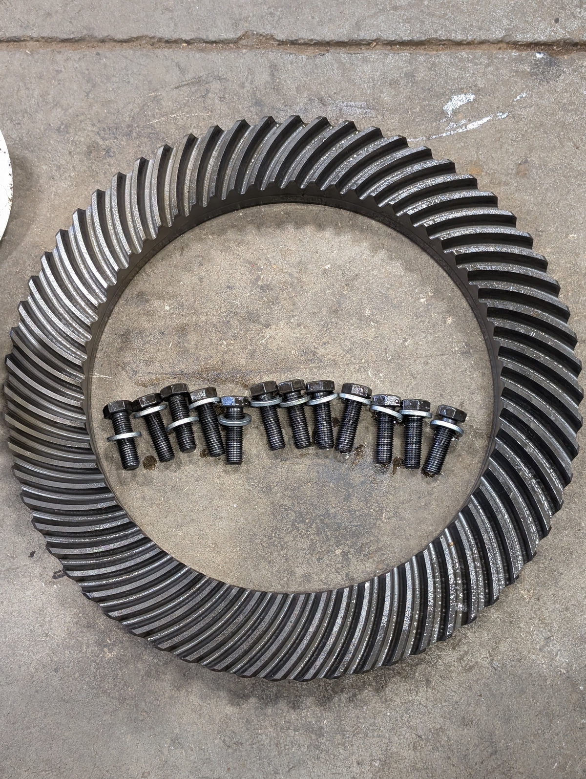 Ring & Pinion IH International 1270676C1 USED