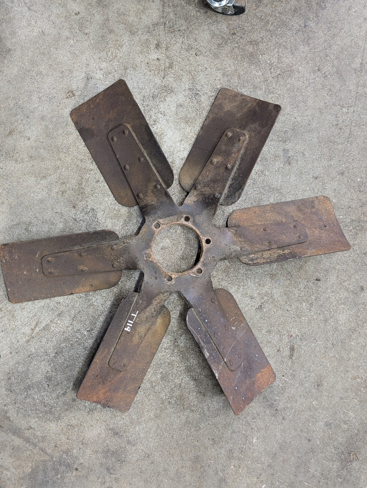 6 Blade Fan IH International 396541R1 USED