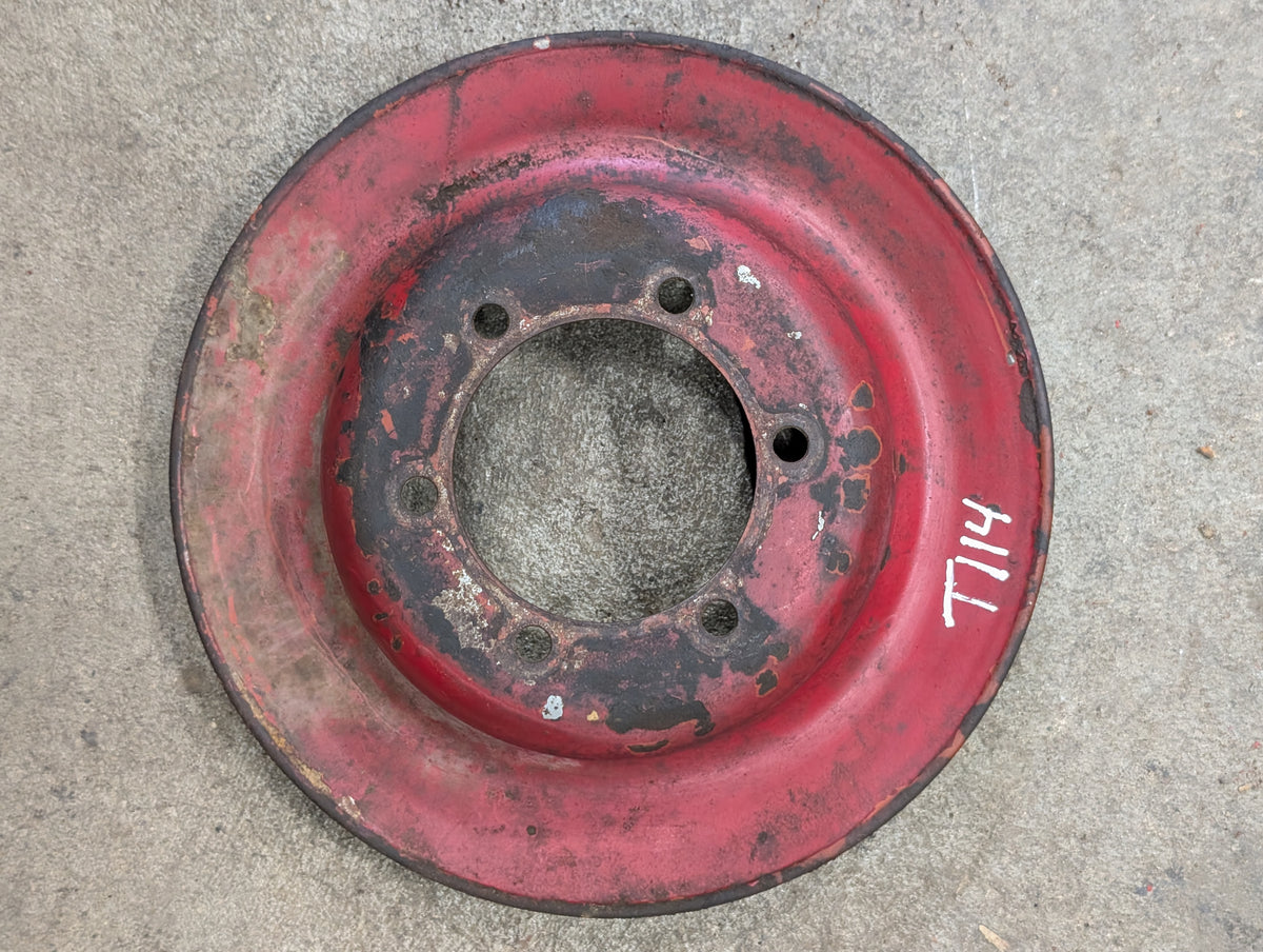 Water Pump Pulley IH International 3055718R1 USED