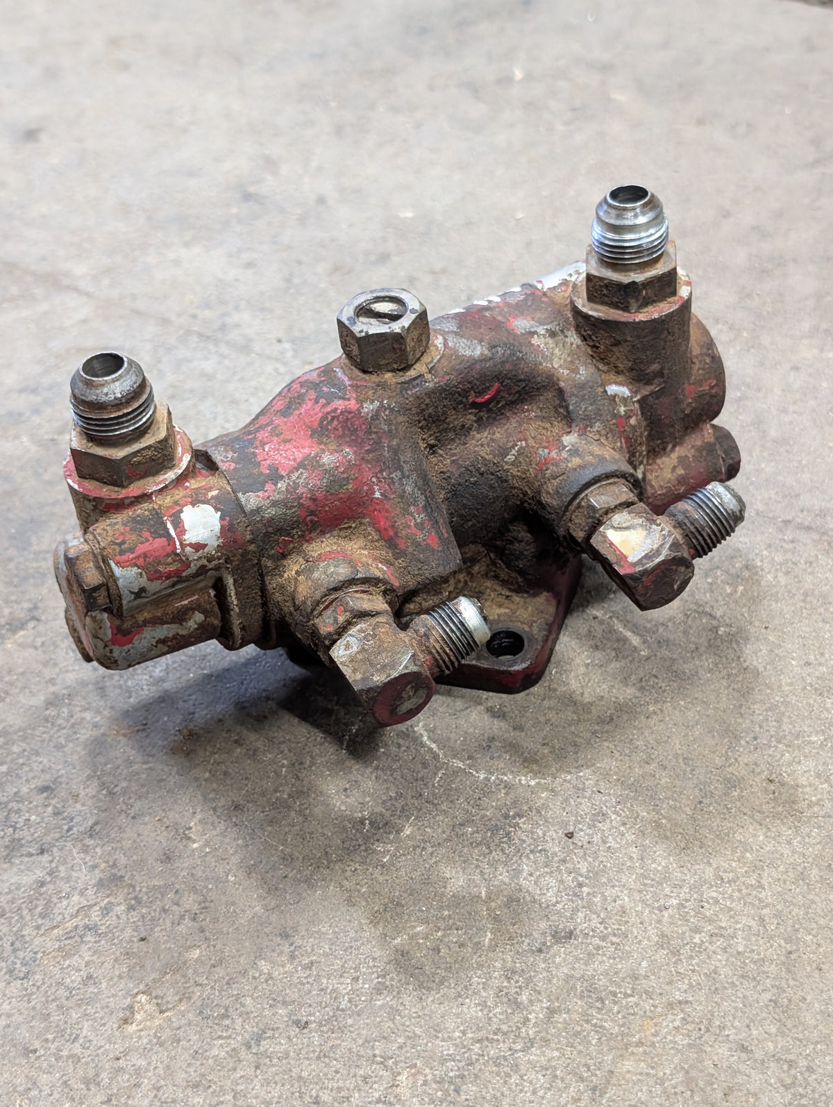 Power Steering Pilot Valve IH International 527492R91 396726R91 USED