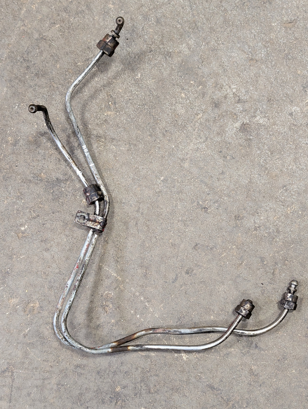 #1 & #2 Injection Lines IH International 3136378R11 3136379R11 USED